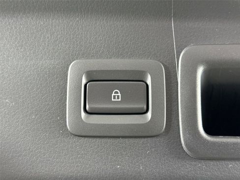 Certified 2023 MAZDA CX-30 AWD 2.5 S w/ Preferred Package image 37