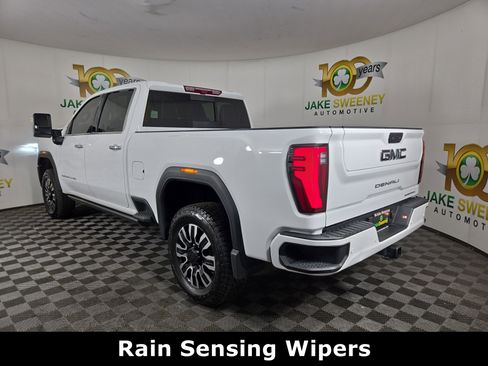 Used 2024 GMC Sierra 2500 Denali Ultimate image 7