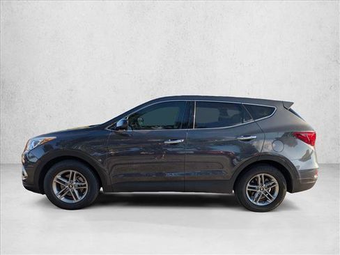 Used 2018 Hyundai Santa Fe Sport image 9
