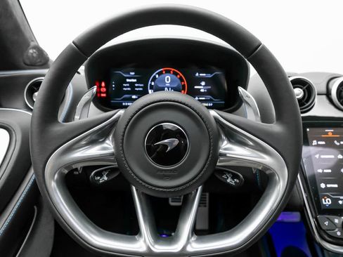 New 2025 McLaren GTS image 13