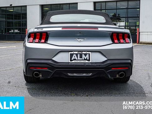 Used 2025 Ford Mustang Premium RWD image 11