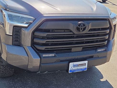 Used 2025 Toyota Tundra SR5 w/ SR5 Premium Package AWD/4WD image 9