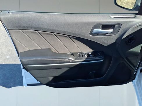 Used 2023 Dodge Charger SXT image 10