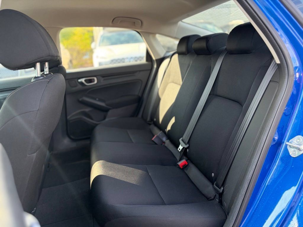 Used 2024 Honda Civic LX image 9
