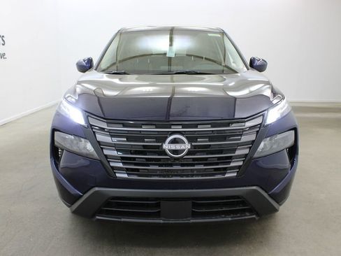 New 2026 Nissan Rogue SV FWD image 7
