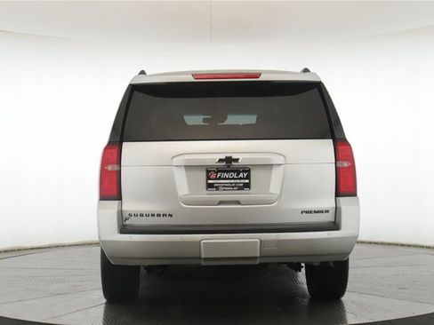 Used 2019 Chevrolet Suburban Premier image 11
