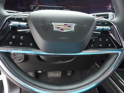 Certified 2025 Cadillac Escalade Premium Luxury AWD/4WD image 20