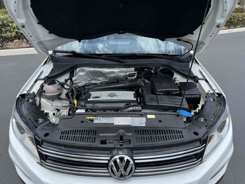 Used 2014 Volkswagen Tiguan S AWD/4WD image 18