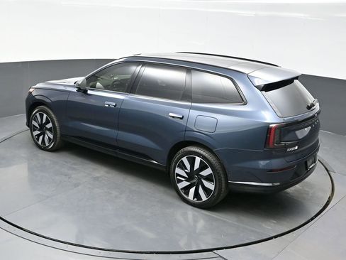 New 2025 Volvo EX90 Ultra image 37