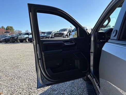 Used 2024 Chevrolet Silverado 1500 LT image 15