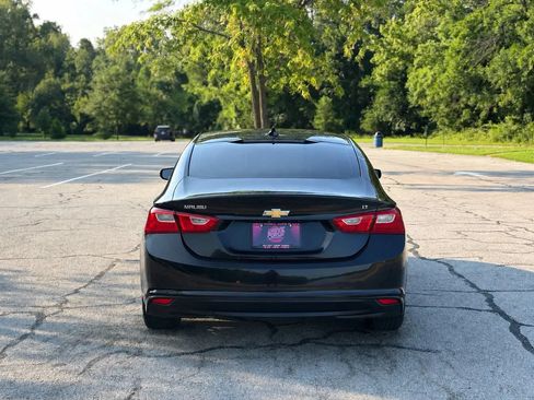 Used 2018 Chevrolet Malibu LT FWD image 4