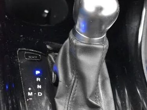 Used 2021 Toyota C-HR XLE image 35