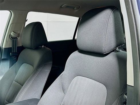 Used 2017 Kia Sportage LX image 19