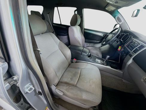 Used 2008 Toyota 4Runner SR5 RWD image 28