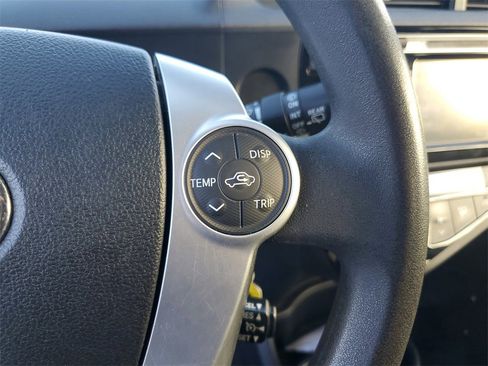 Used 2015 Toyota Prius C Four image 26