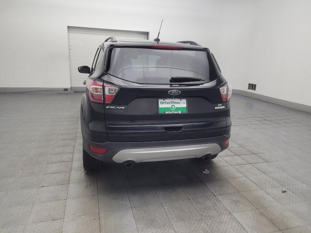 Used 2018 Ford Escape SE FWD image 6