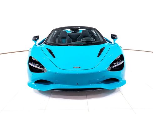 Used 2026 McLaren 750S Spider RWD image 10