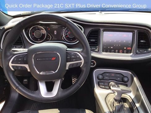 Used 2015 Dodge Challenger SXT Plus w/ Driver Convenience Group RWD image 3