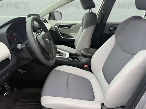 Used 2020 Toyota RAV4 XLE w/ All Weather Liner Package AWD/4WD image 10