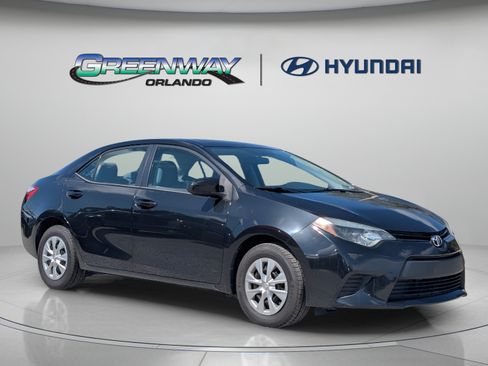 Used 2016 Toyota Corolla L FWD image 2