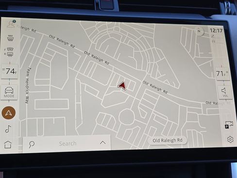 New 2025 Land Rover Discovery Sport S image 22