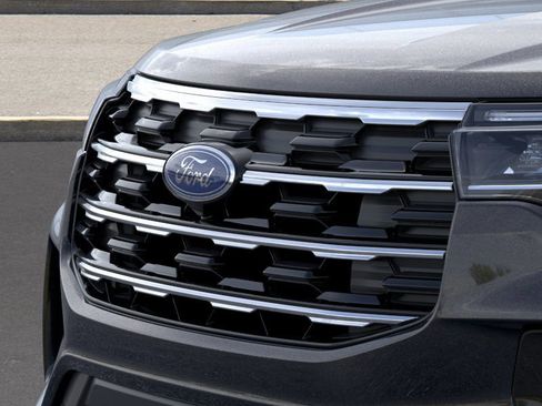 New 2026 Ford Explorer Active image 17
