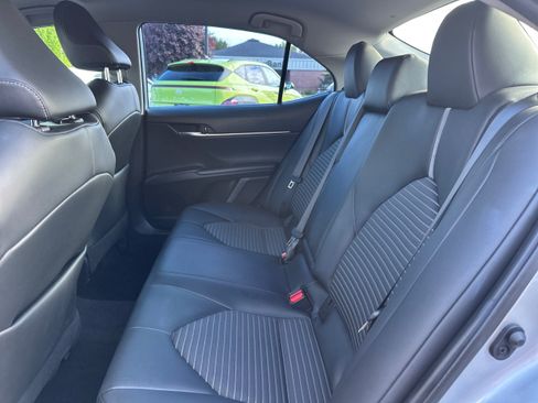 Used 2021 Toyota Camry SE FWD image 10