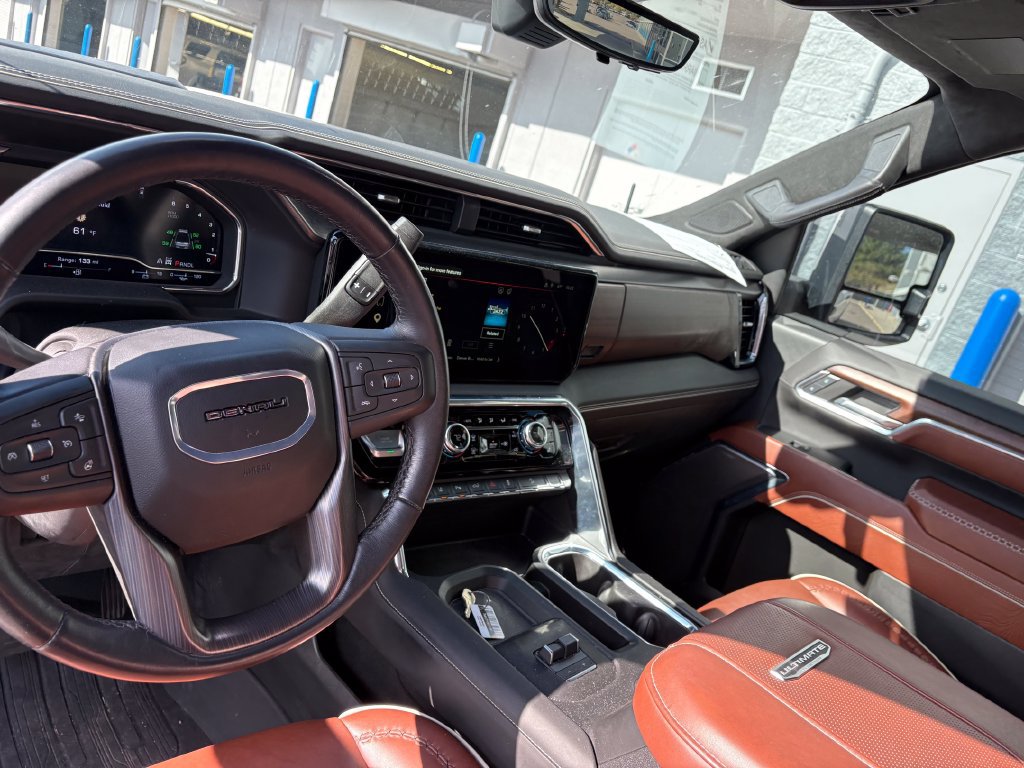 Used 2024 GMC Sierra 2500 Denali Ultimate AWD/4WD image 19