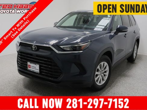 Certified 2025 Toyota Grand Highlander AWD image 1