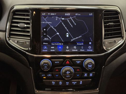 Used 2020 Jeep Grand Cherokee Altitude RWD image 21