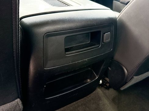 Used 2018 GMC Sierra 1500 SLT w/ All-Terrain Package AWD/4WD image 28