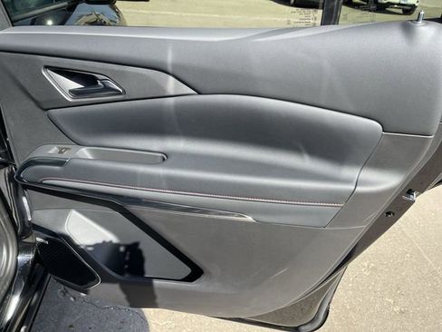 New 2026 Chevrolet Traverse RS AWD/4WD image 14