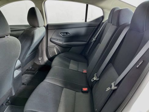 Used 2024 Nissan Sentra SV FWD image 29