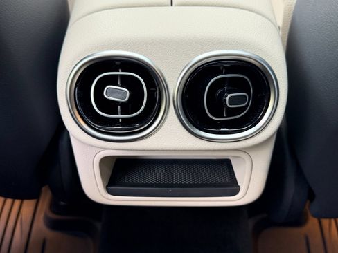 Certified 2026 Mercedes-Benz GLC 300 image 16
