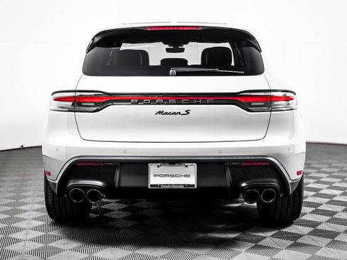 Certified 2026 Porsche Macan S AWD/4WD image 11