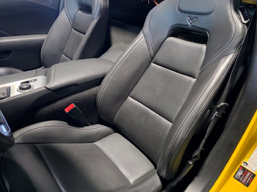 Used 2019 Chevrolet Corvette Grand Sport RWD image 12