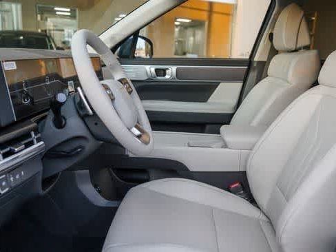 Used 2025 Hyundai Santa Fe SEL FWD image 22