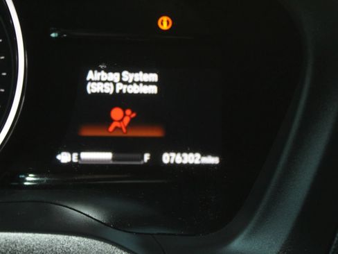 Used 2019 Honda HR-V EX-L image 25