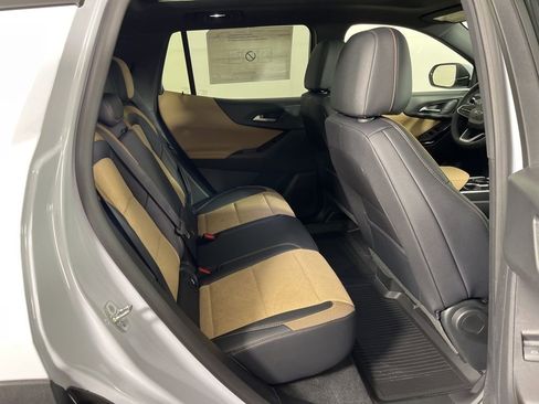 New 2026 Chevrolet Equinox ACTIV w/ Safety and Technology Package FWD image 12
