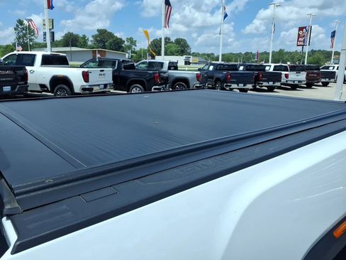 Used 2024 GMC Sierra 2500 Pro w/ Convenience Package AWD/4WD image 15