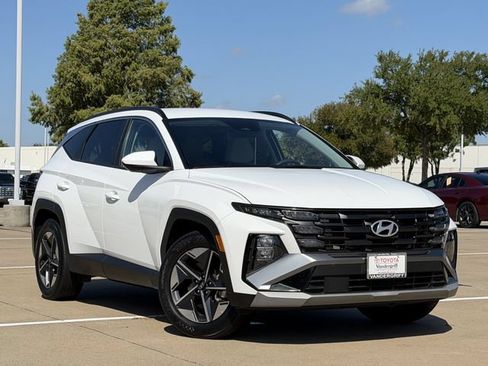 Used 2025 Hyundai Tucson SEL FWD image 2