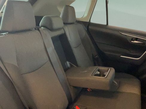 Certified 2025 Toyota RAV4 XLE AWD/4WD image 36