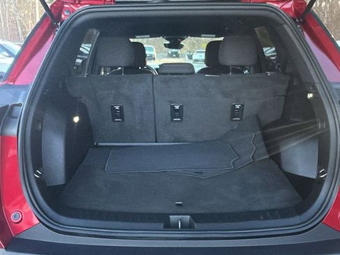 Certified 2025 Chevrolet Equinox LT w/ Safety and Technology Package image 9