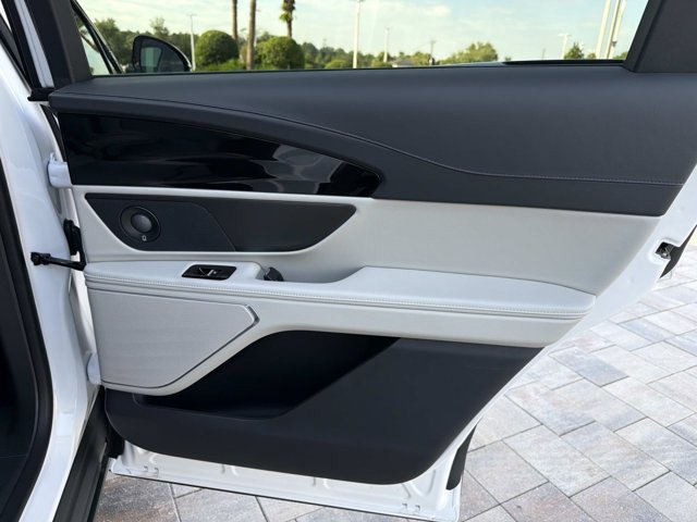 New 2026 Lincoln Nautilus Reserve w/ Jet Appearance Package AWD/4WD image 21