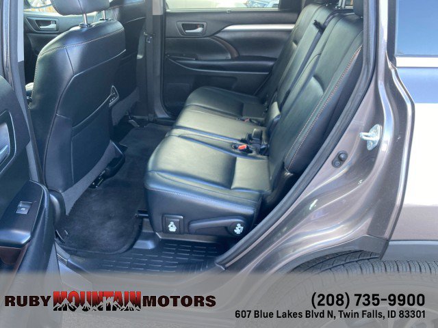Used 2016 Toyota Highlander XLE w/ Protection Package #3 AWD/4WD image 24