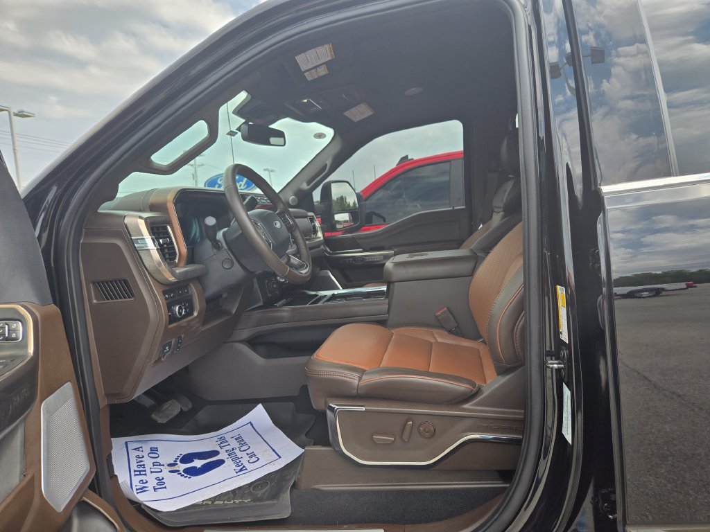 Used 2024 Ford F250 King Ranch AWD/4WD image 7