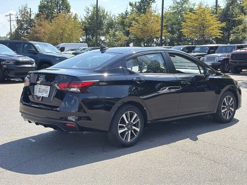 Used 2025 Nissan Versa SV FWD image 12