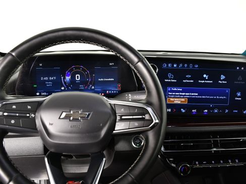 Used 2025 Chevrolet Traverse Z71 image 16