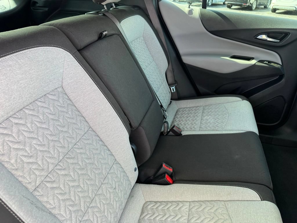 Used 2023 Chevrolet Equinox LS FWD image 9