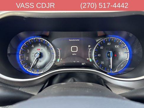 New 2026 Chrysler Pacifica Select FWD image 13